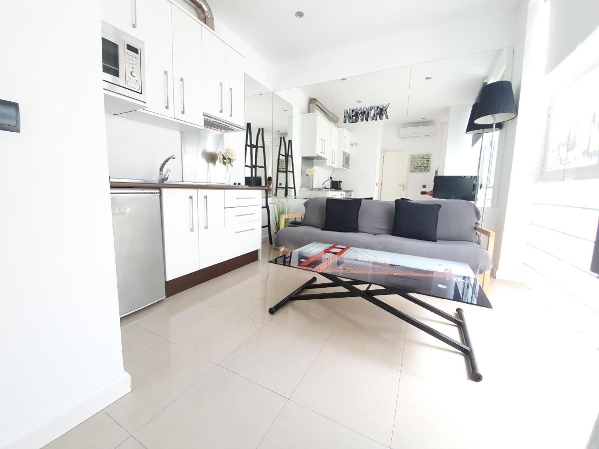 Apartamento Alvarez Málaga Esterno foto