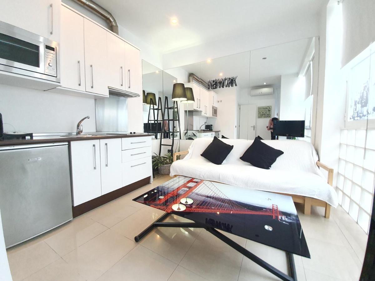 Apartamento Alvarez Málaga Esterno foto