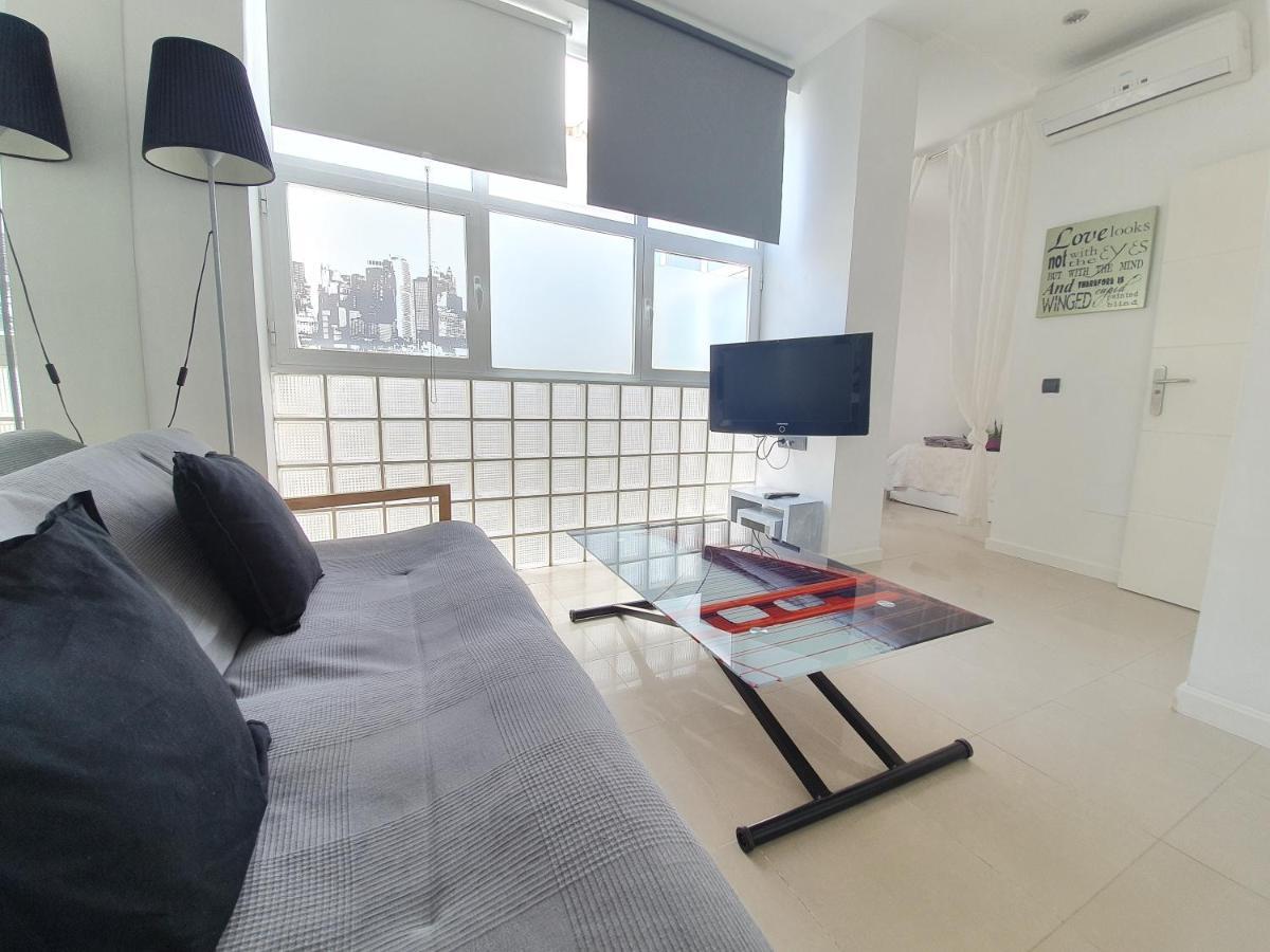 Apartamento Alvarez Málaga Esterno foto