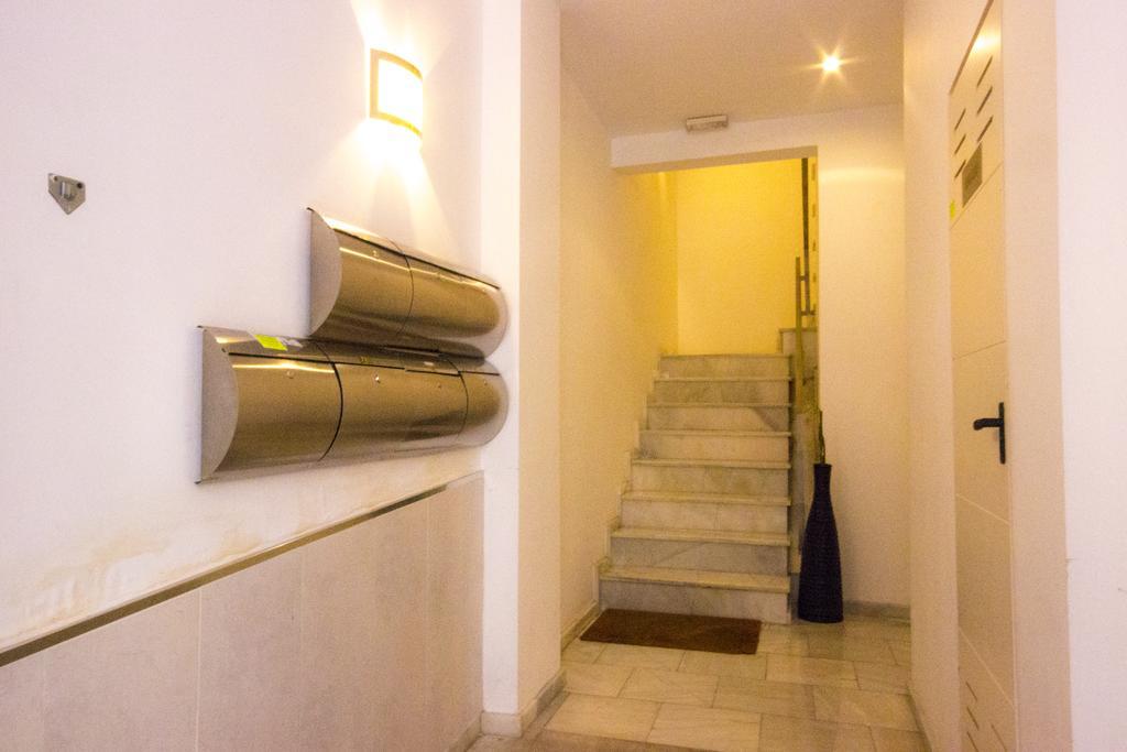 Apartamento Alvarez Málaga Esterno foto